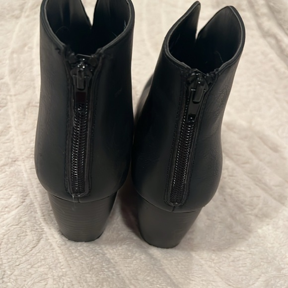 Black wedge bootie 9.5 - Picture 5 of 6